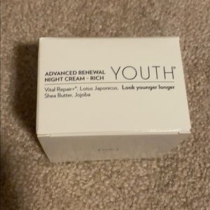 Youth advanced renewal night cream- Rich